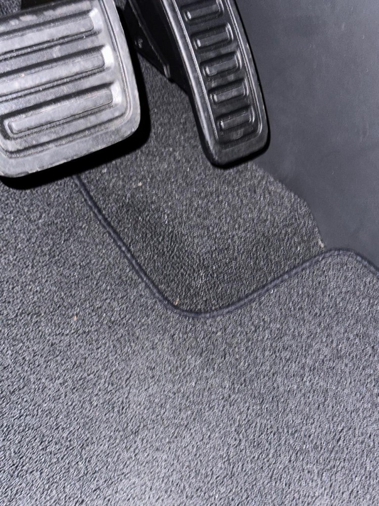 can_car_floor_mats_cause_accelerator
